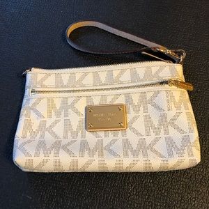 Michael’s Kors wristlet